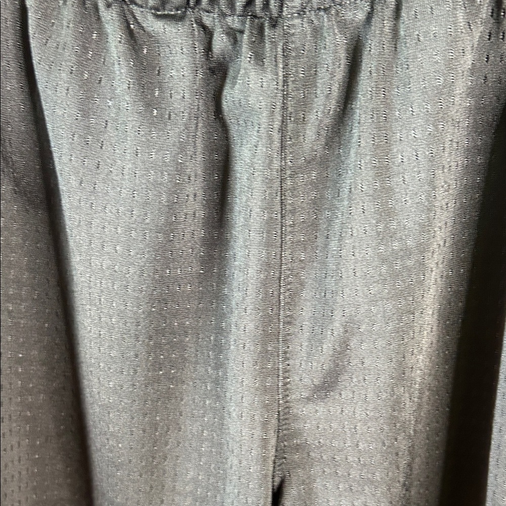 Jordan Kids Gray Shorts - Picture 4 of 6